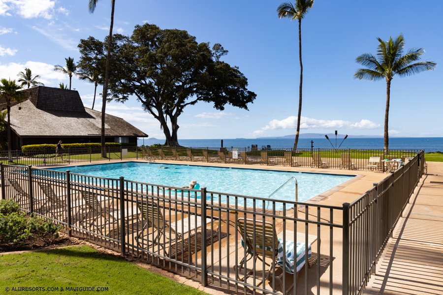 Maalaea Surf pool